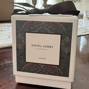 New in box Hotel Lobby Aspen candle